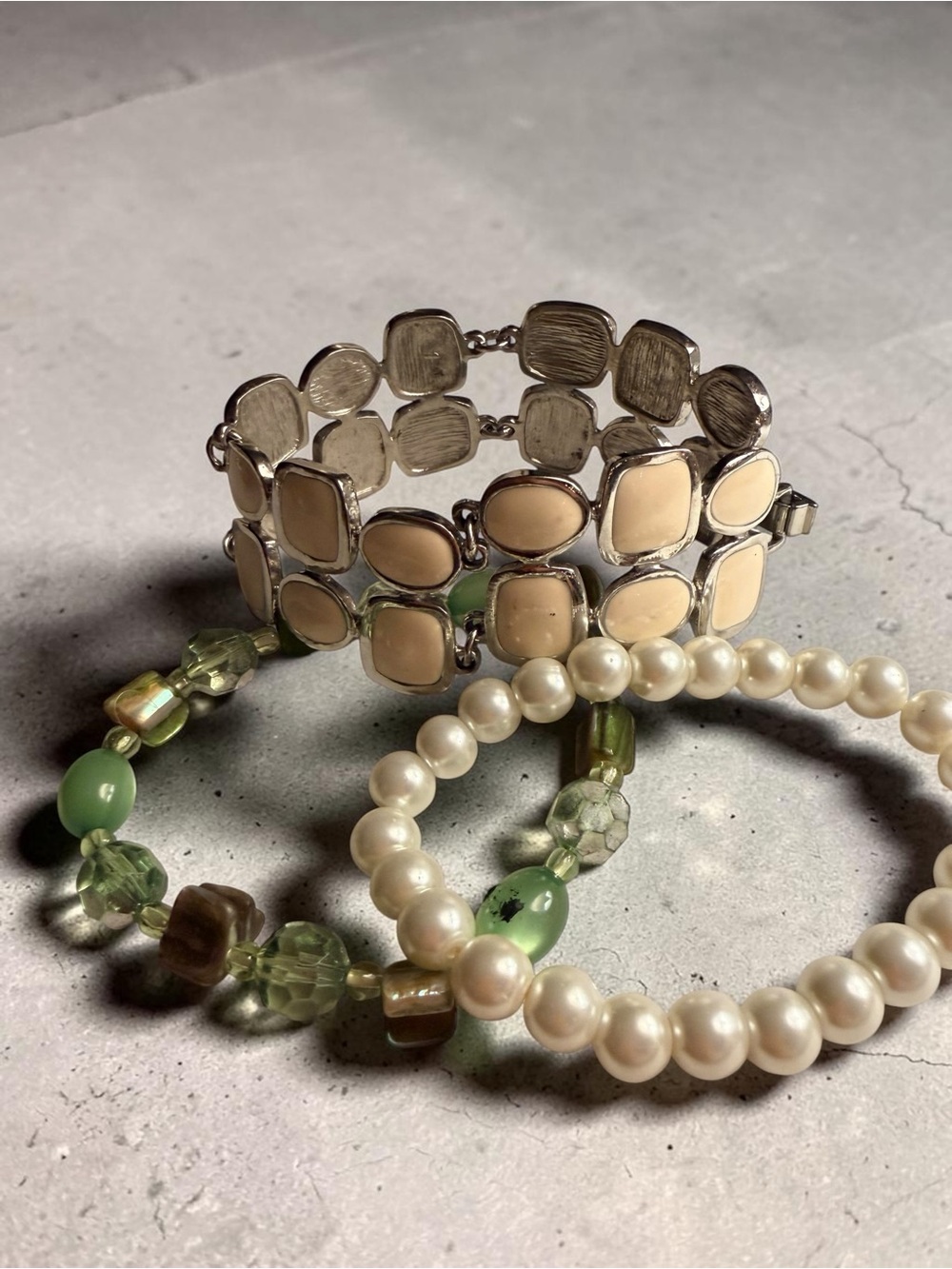 Neutral Beige Stone and Pearl Stretch Bracelet Set with Green Accent